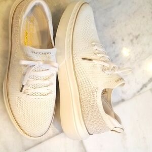 Skechers Cordova Classic Sneakers 8.5